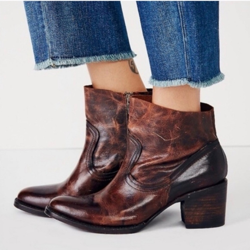Freebird by Steven Distressed Brown‎ Ankle Flint Boots